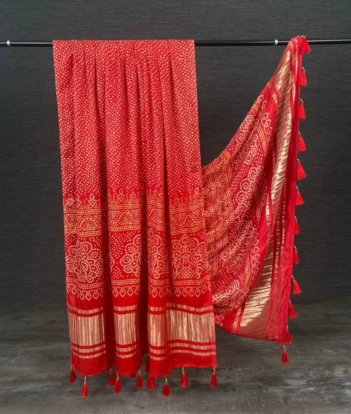 Pure-Gaji-Silk-Digital-Bandhani-Printed-Red-Dupatta-With-Tassels_1000x